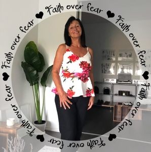 Meet your Posher, Donna